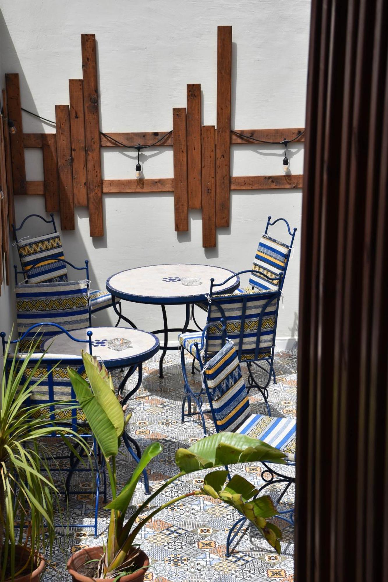 Хостел Playa Del Sol Surf House Tamraght Экстерьер фото